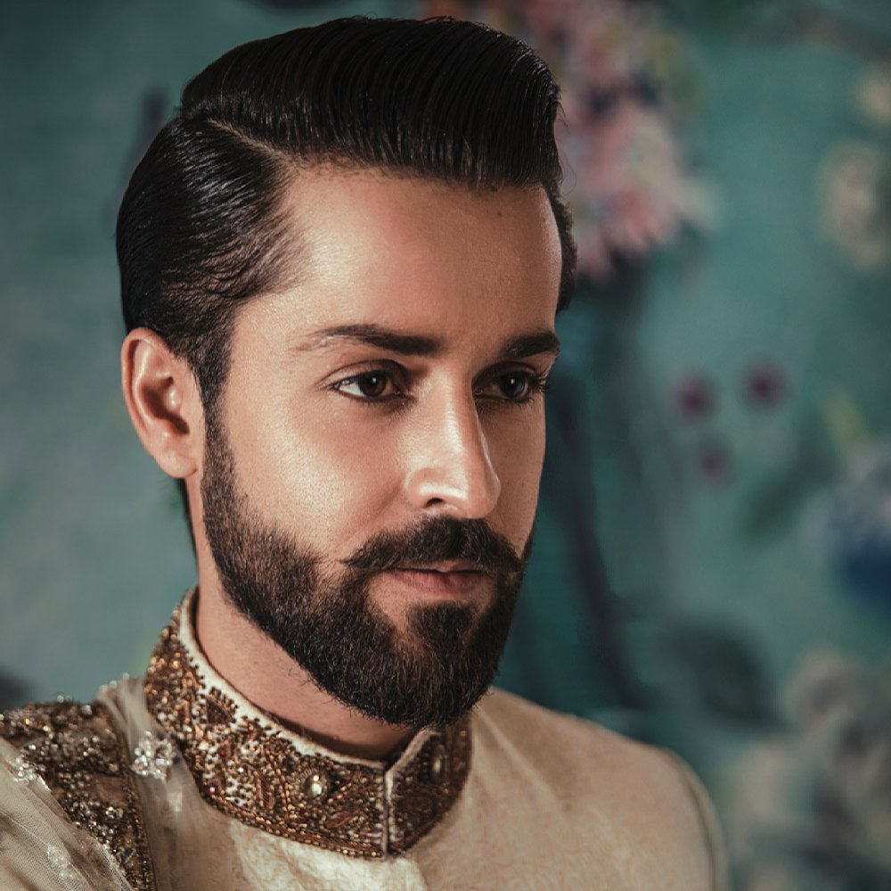 Groom makeup
